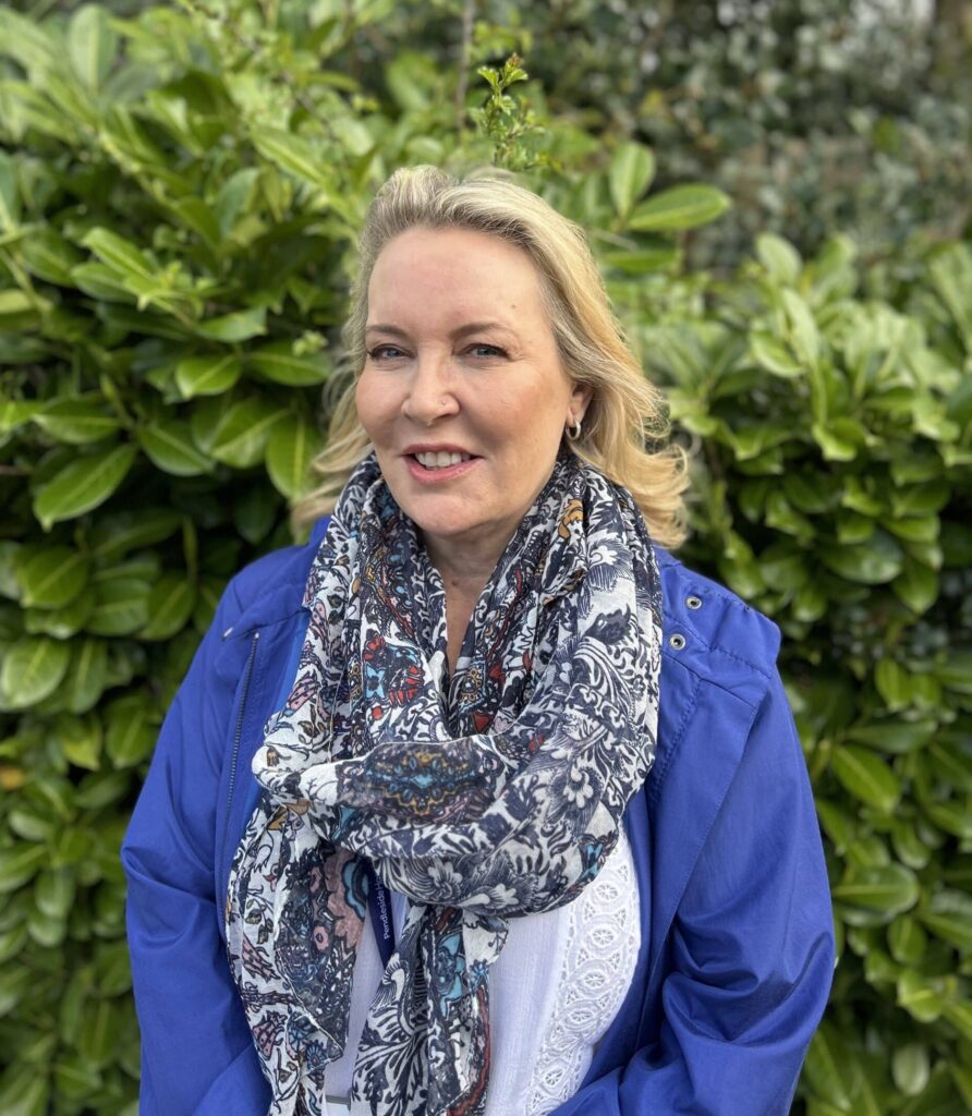 Dr Gillian Oakley